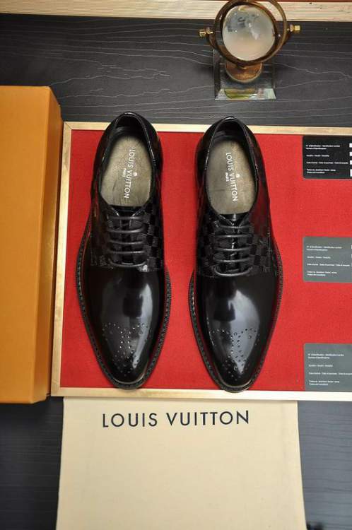 Picture of Louis Vuitton Shoes _SKULVsz38-45hnh087414717